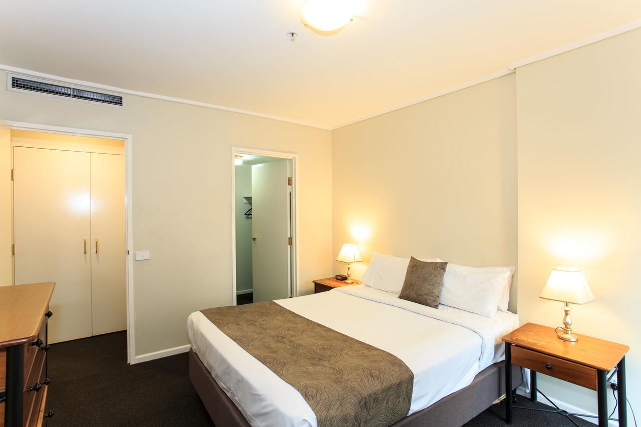 Paramount Apartments Melbourne Exterior photo