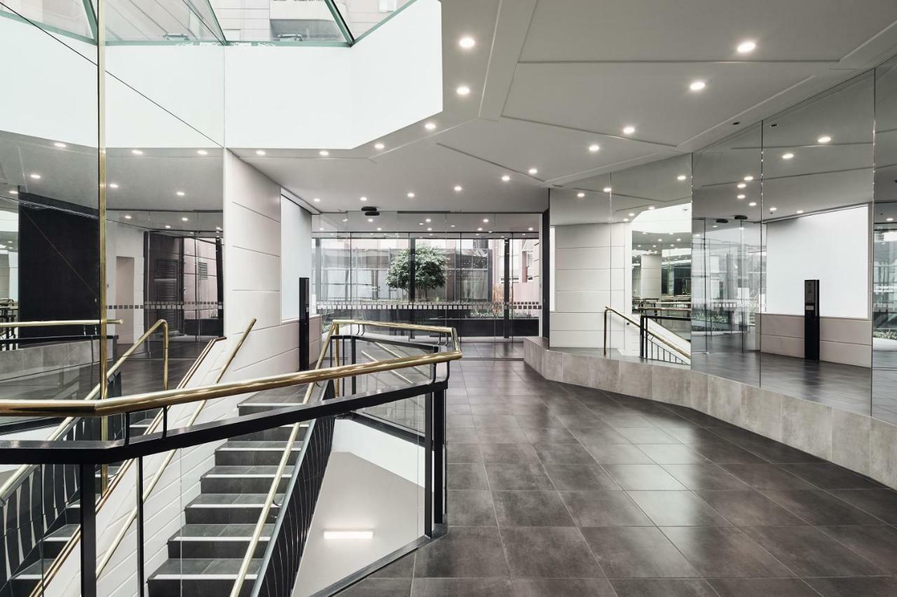 Paramount Apartments Melbourne Exterior photo