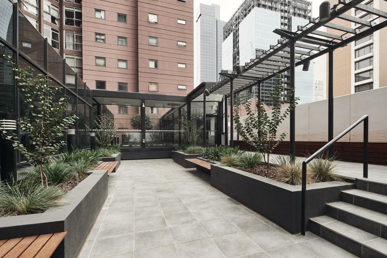 Paramount Apartments Melbourne Exterior photo